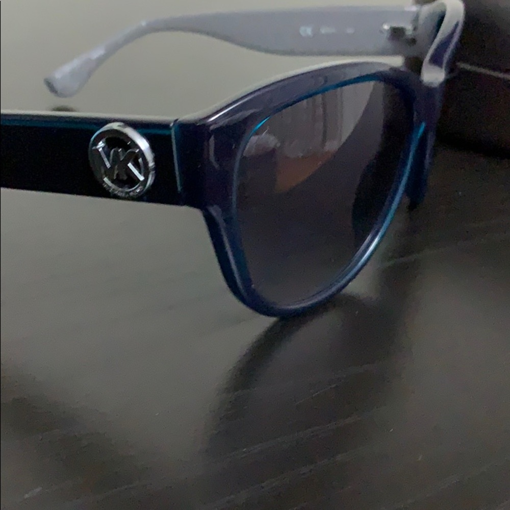 Michael Kors Sunglasses - Picture 10 of 11